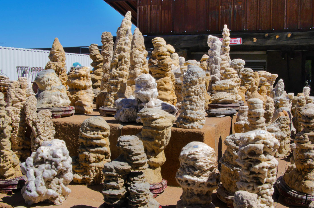 decorative-rocks-05